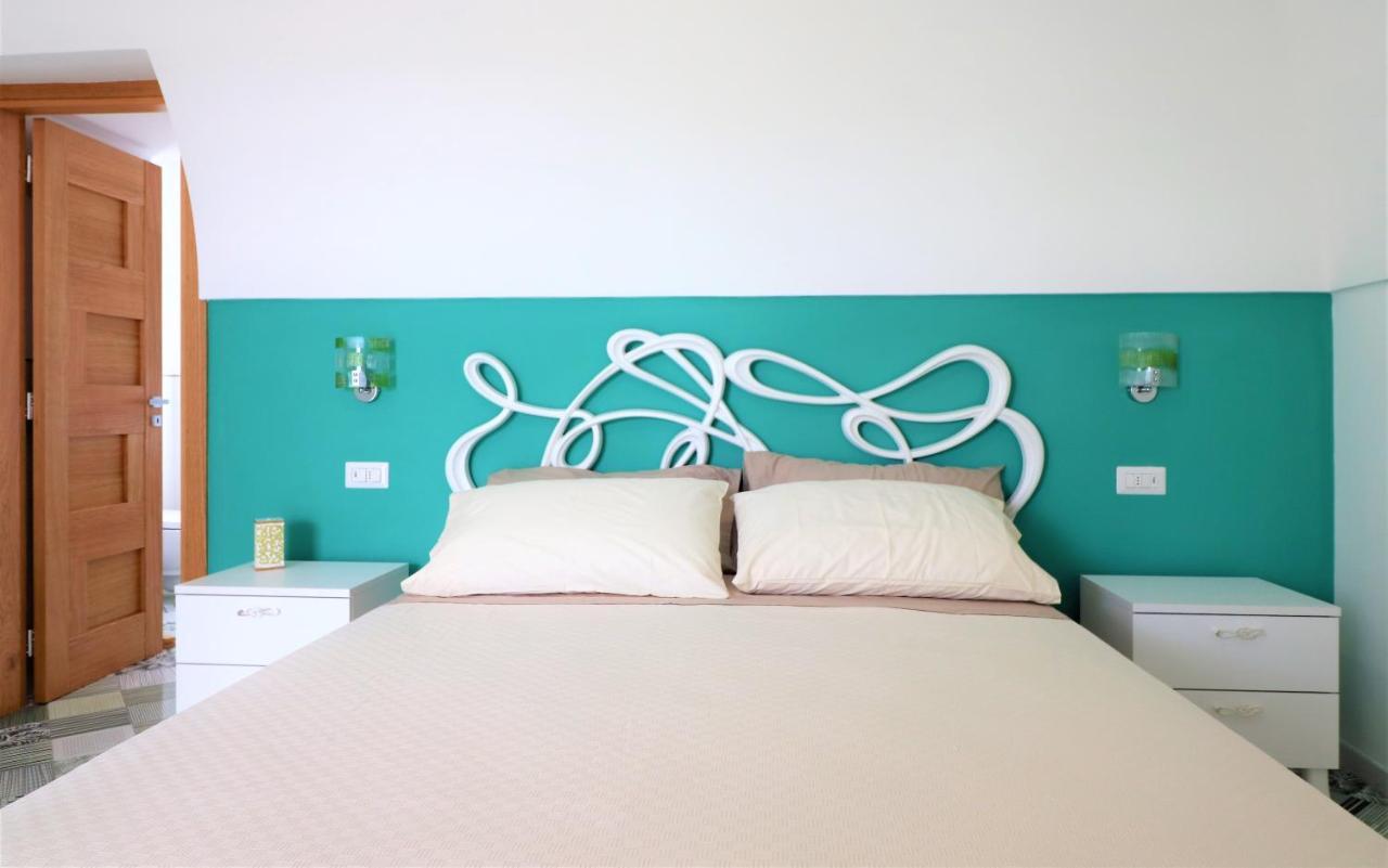 Mary'S Apartments - De Vivo Realty Massa Lubrense Bagian luar foto