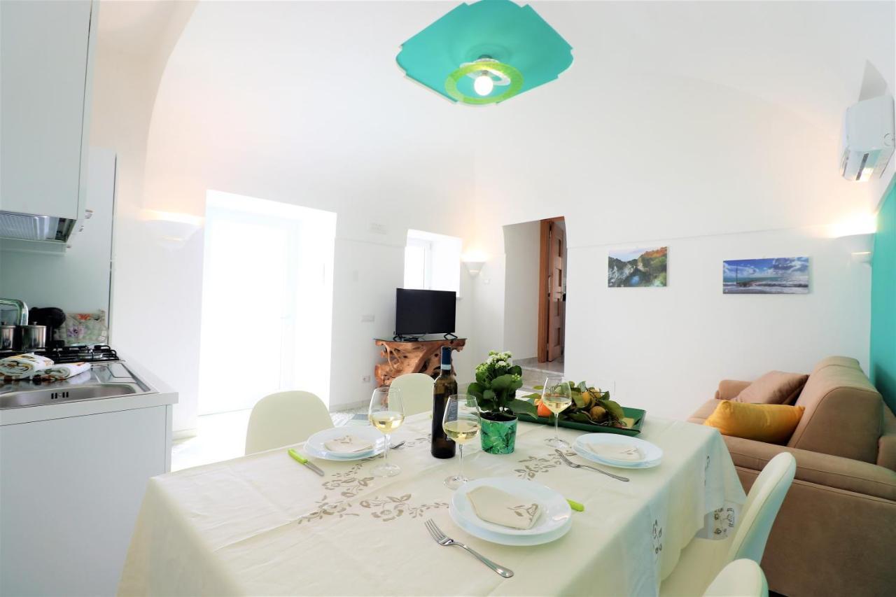 Mary'S Apartments - De Vivo Realty Massa Lubrense Bagian luar foto
